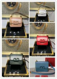 Picture of Valentino Lady Handbags _SKUfw129868842fw